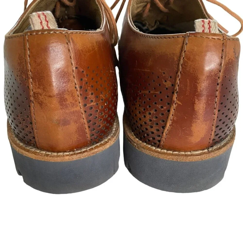 Brantano Men’s Brown Leather Oxford Dress Shoes Size 9 – Perforated Distressed - Picture 2 of 8